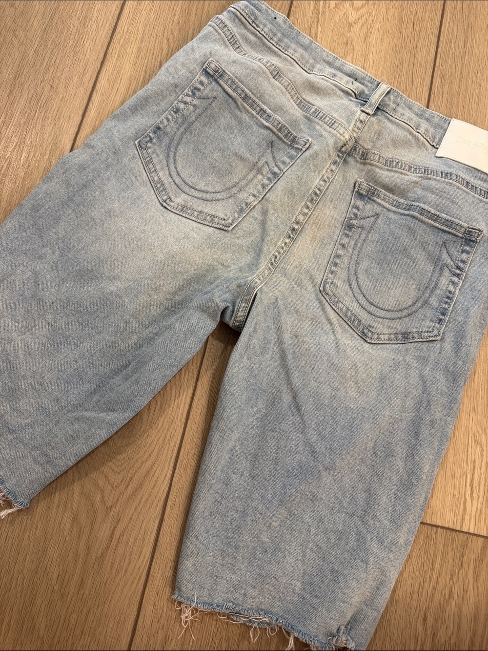 True Religion Brenna Vintage High rise Bermuda Jean Shorts size 29 Womens Light